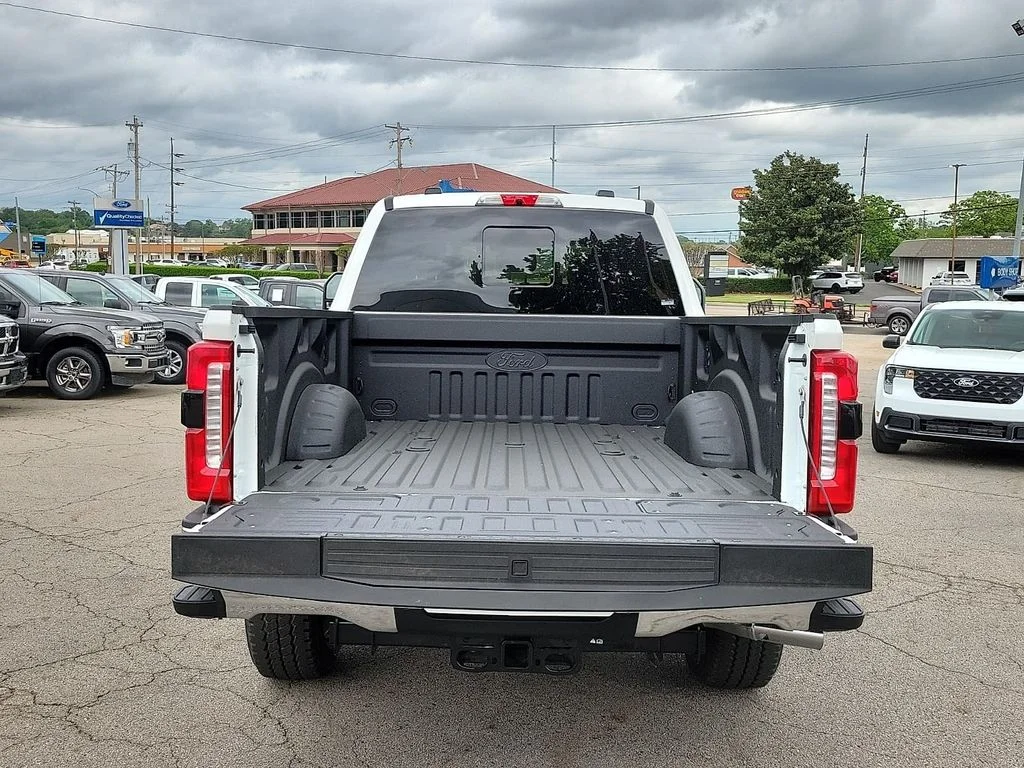New 2026 Star White Metallic Tri-Coat Ford F-350® King Ranch® image 8