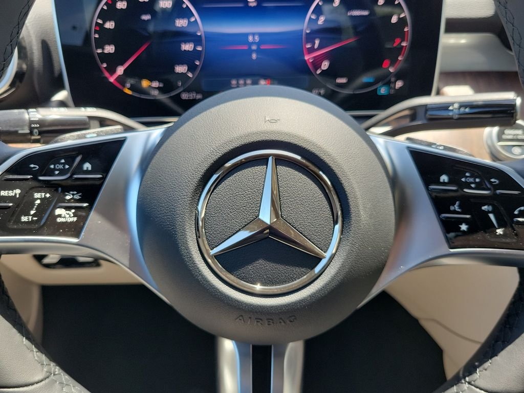 New 2026 Polar White Mercedes-Benz C 300 image 24