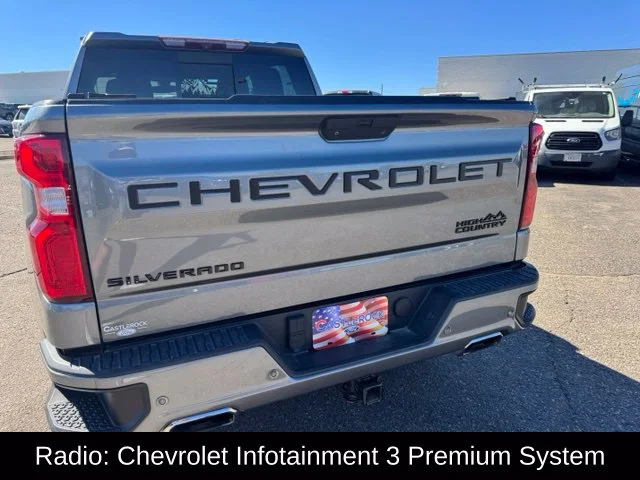 Used 2020 Gray Chevrolet High Country image 13