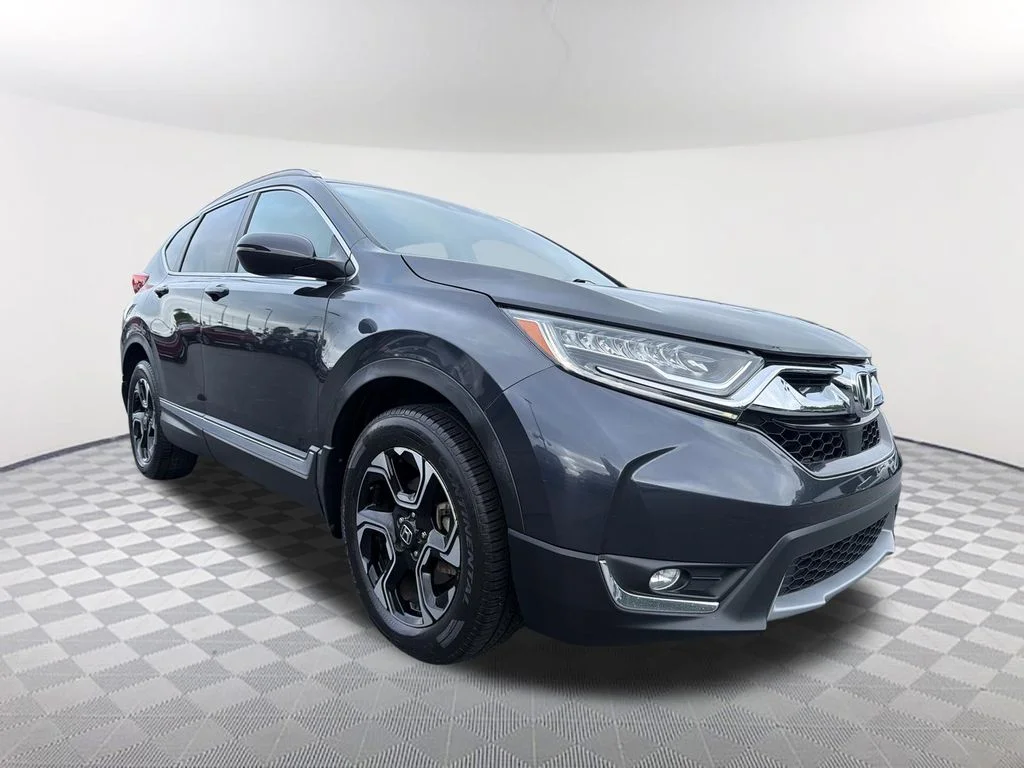 Used 2018 Black Honda Touring image 3