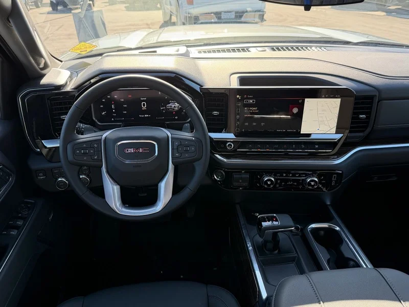 New 2026 Sterling Metallic GMC Elevation image 15