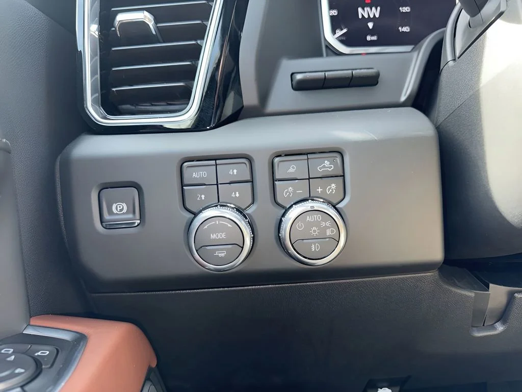 New 2026 Glacier White Tricoat GMC Denali Ultimate image 26