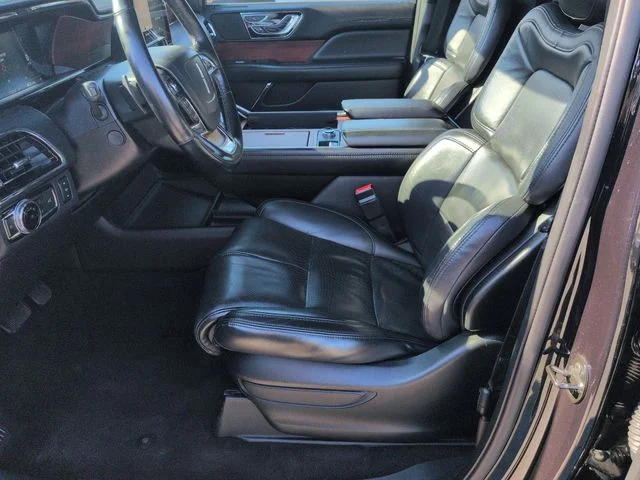 Used 2021 Black Lincoln Reserve image 14