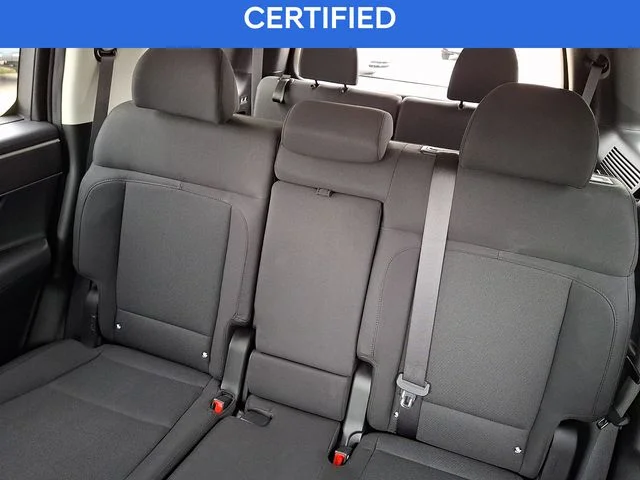 Used 2024 Silver Hyundai SE image 18