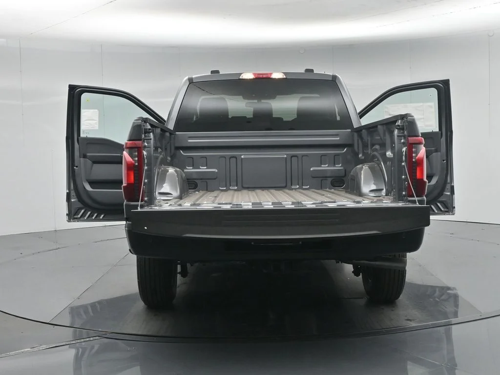 New 2026 Gray Ford XL image 29