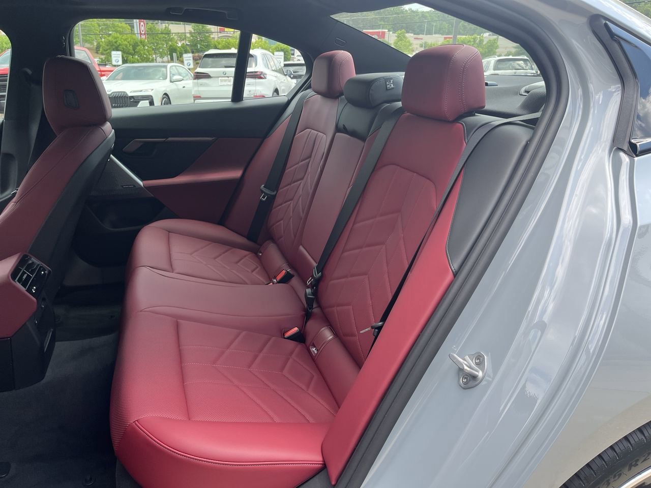 New 2026 Brooklyn Grey Metallic BMW 530i xDrive image 32