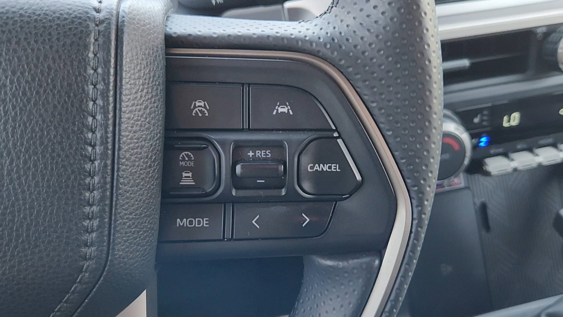 Used 2025 Ice Cap Toyota TRD Off-Road Premium image 14