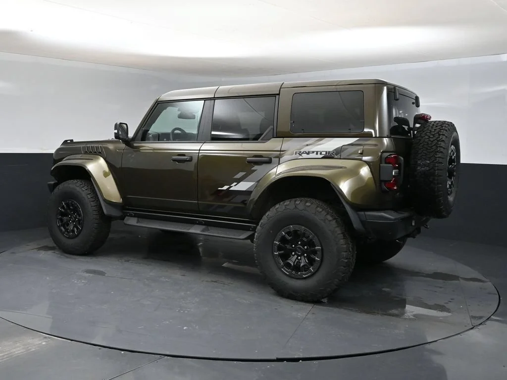 Used 2025 Green Ford Raptor image 4
