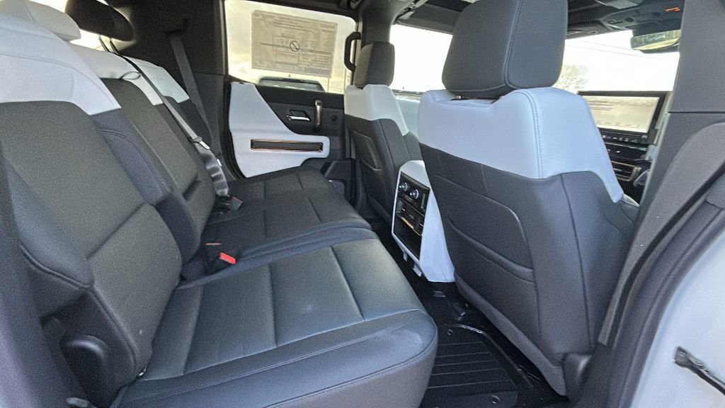 New 2025 Interstellar White GMC 2X image 25