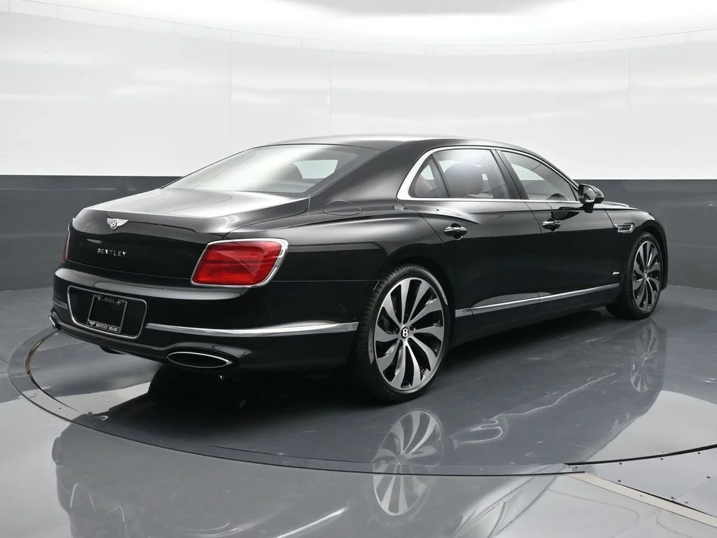 New 2026 Black Bentley V8 image 14