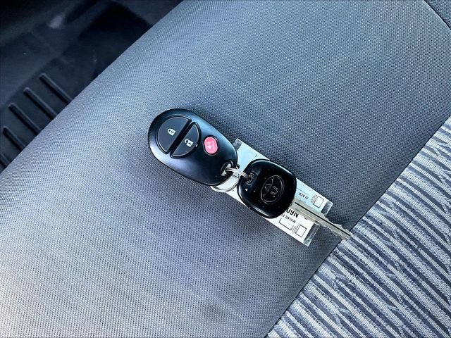 Used 2016 Black Toyota SR5 image 11