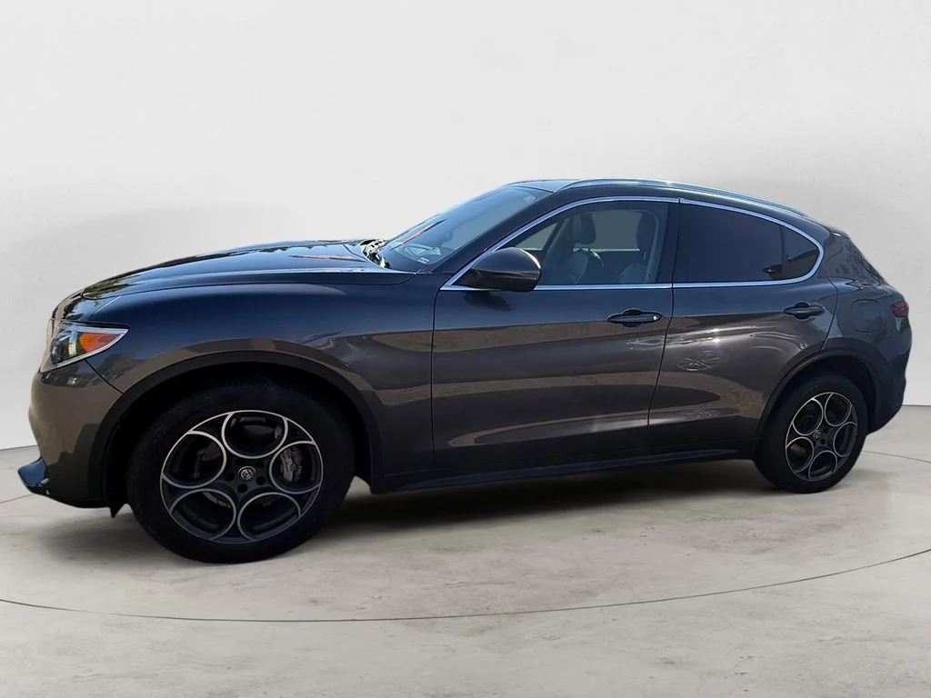 Used 2018 Gray Alfa Romeo Base image 2