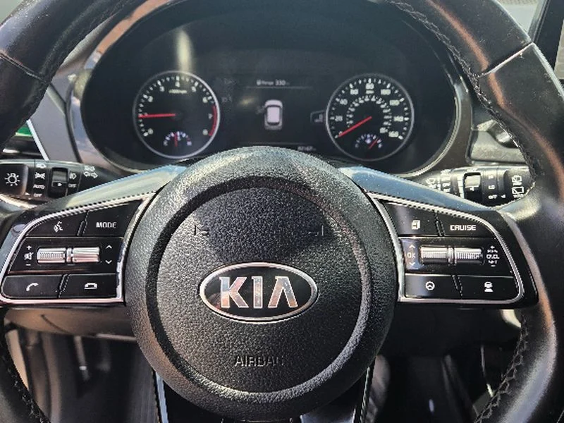 Used 2021 Snow White Pearl Kia SX image 20