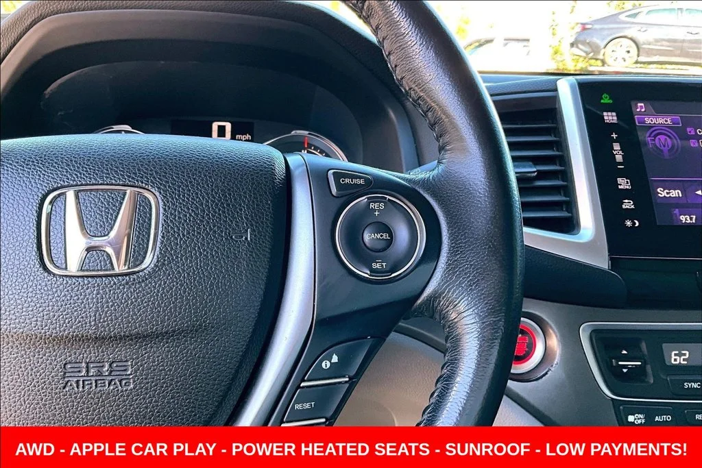 Used 2016  Honda EX-L image 14