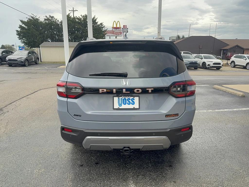 New 2026 Sonic Gray Pearl Honda TrailSport image 6