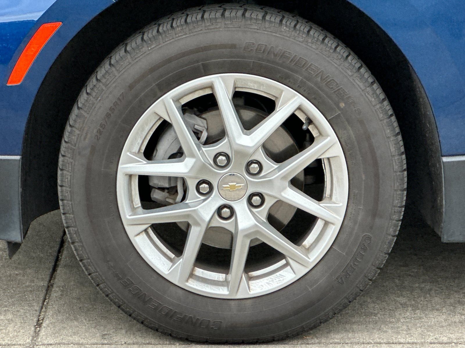 Used 2022 Blue Glow Metallic Chevrolet LT image 24