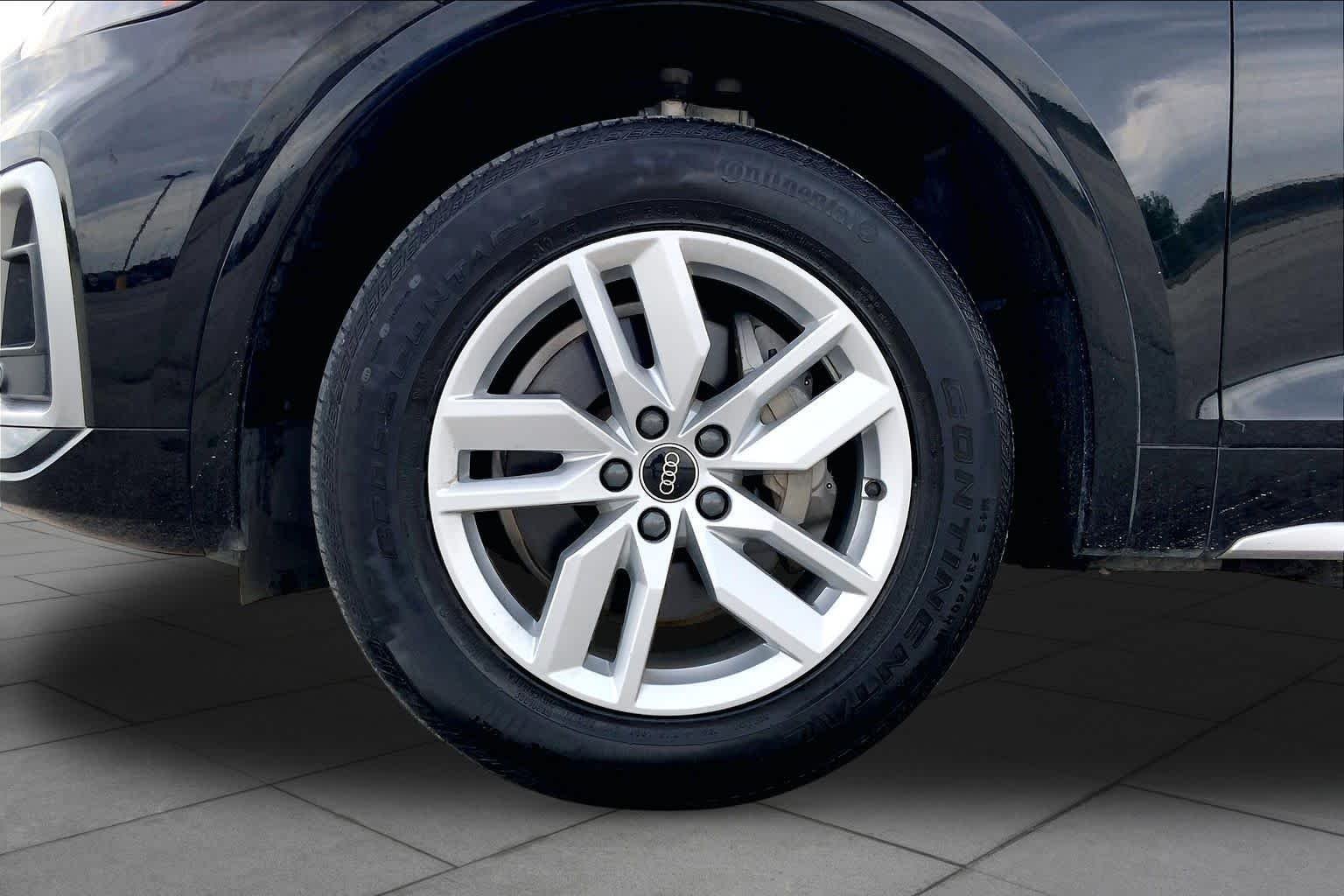 Used 2022 Mythos Black Metallic Audi S line Premium image 11