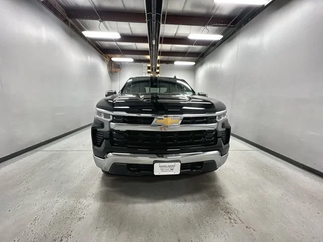 2026 Chevrolet Silverado 1500 LT - Photo 3