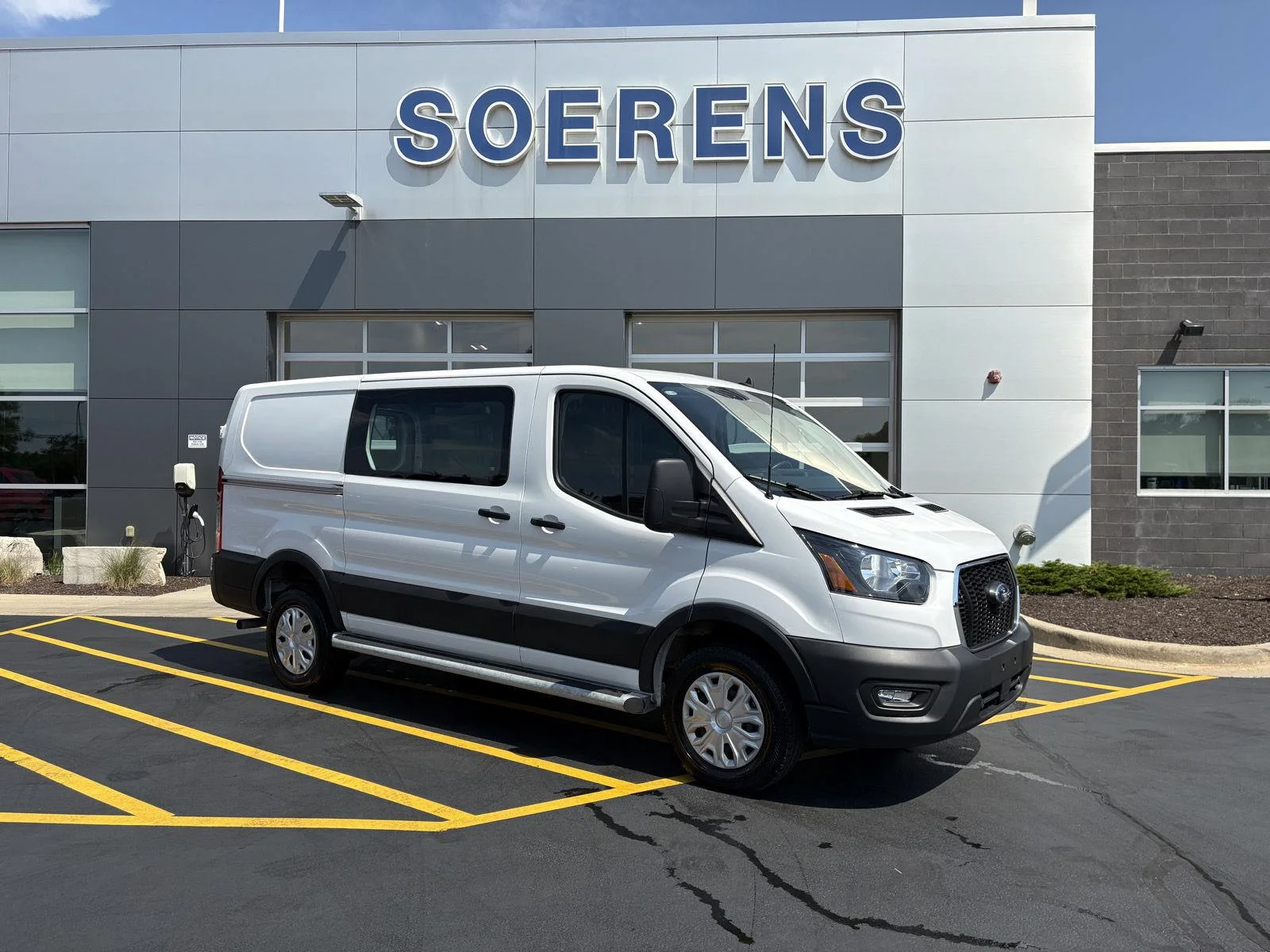 2025 Ford Transit Van Base