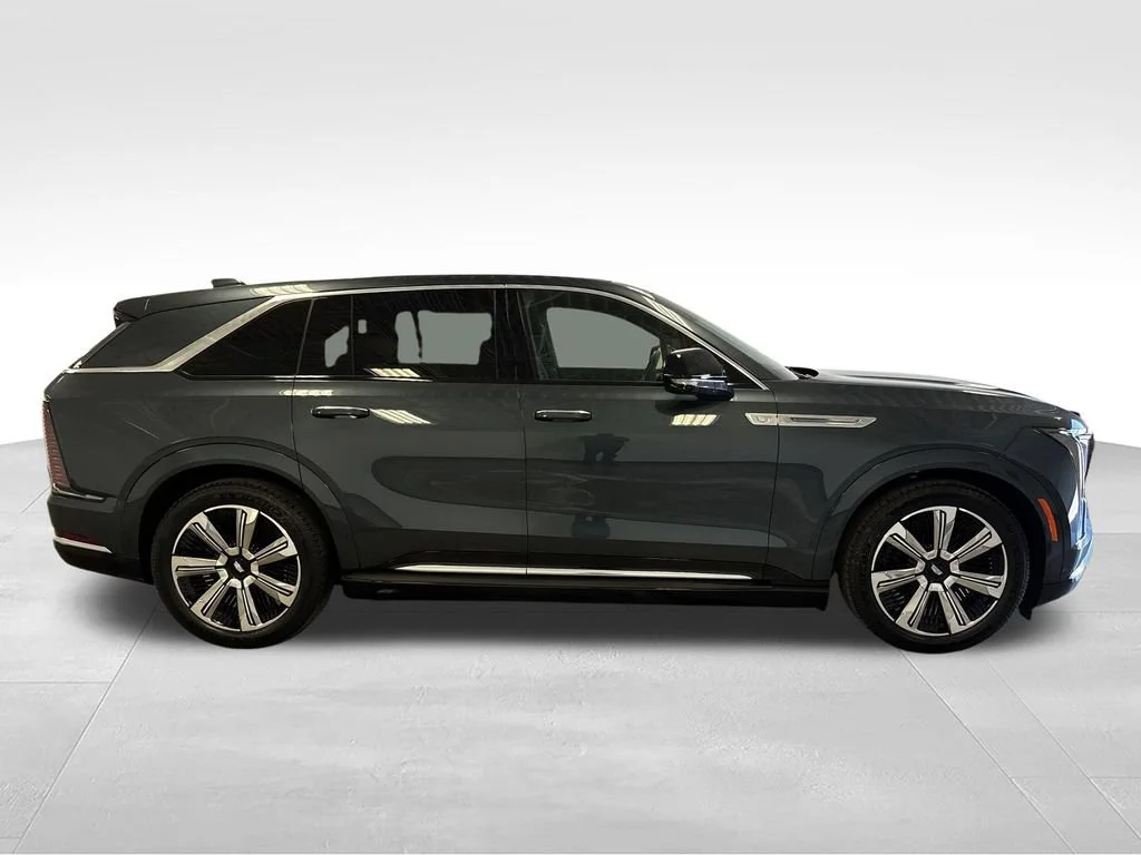 2025 Cadillac Escalade IQ Luxury 1 - Photo 19