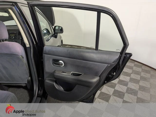 Used 2009 Black Nissan 1.8 S image 22