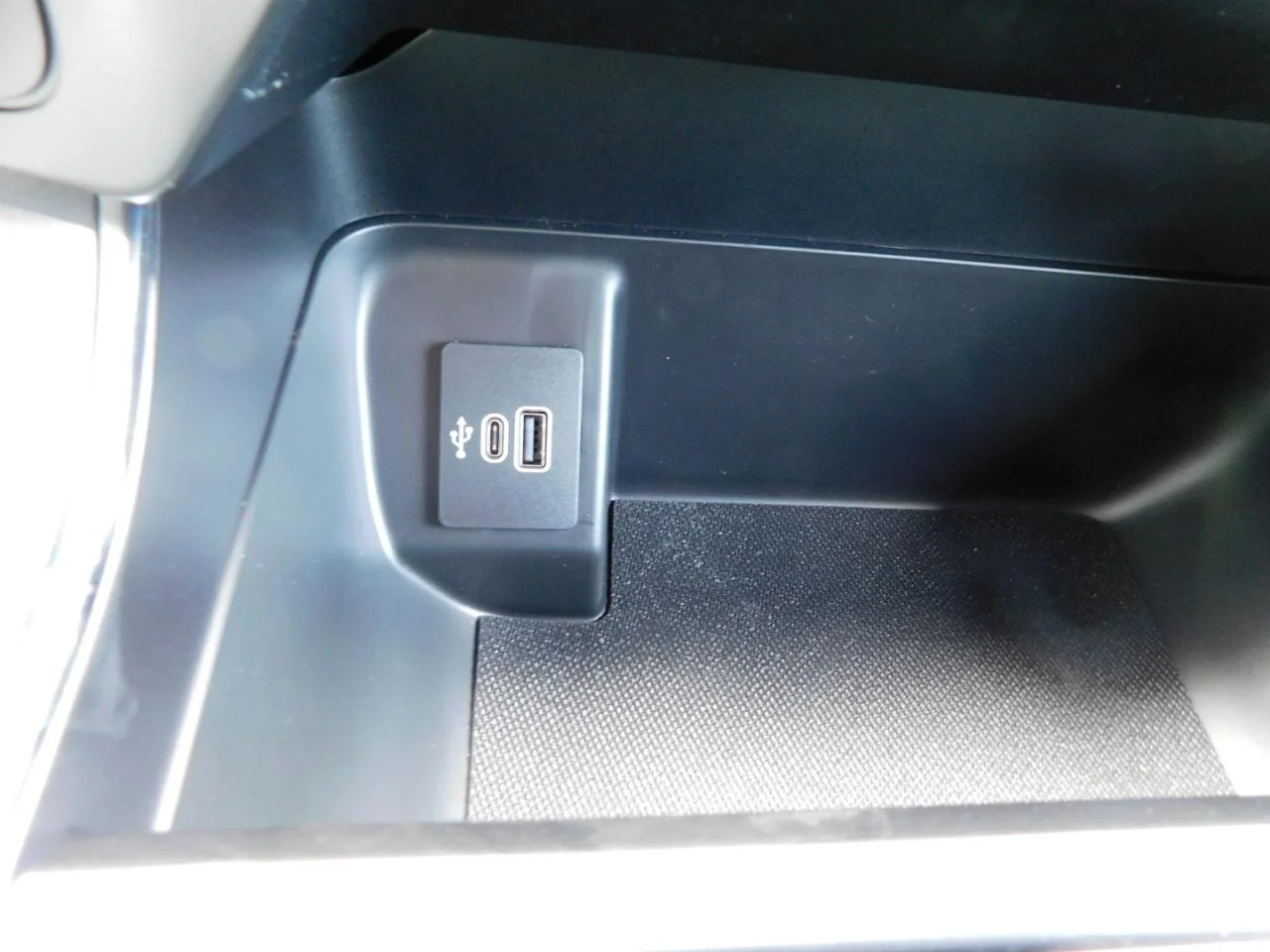 New 2026 Oxford White Ford XLT image 43