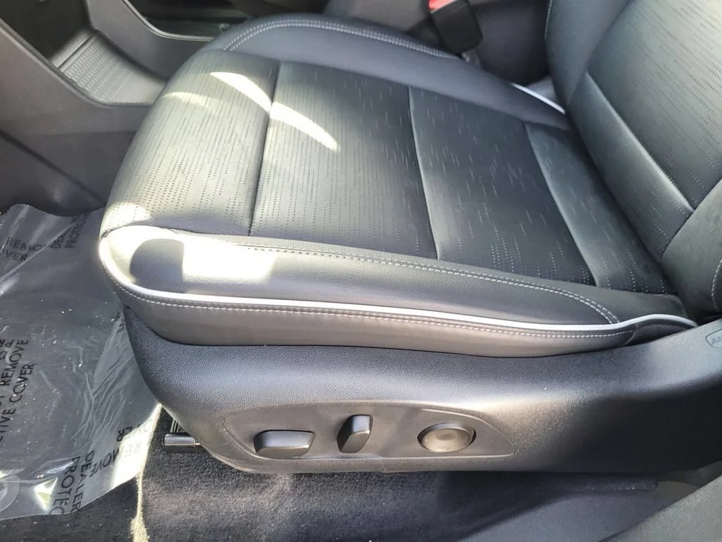 2025 Buick Enclave Sport Touring - Photo 17