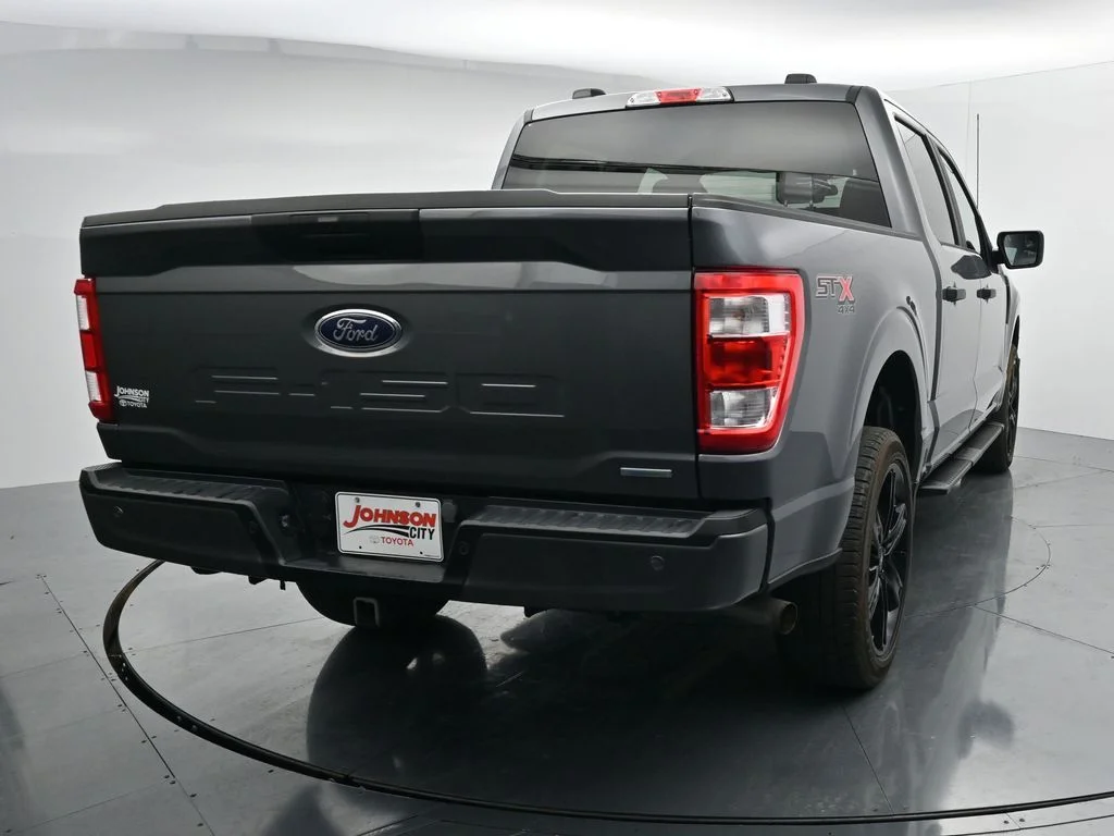 Used 2023 Gray Ford XL image 5