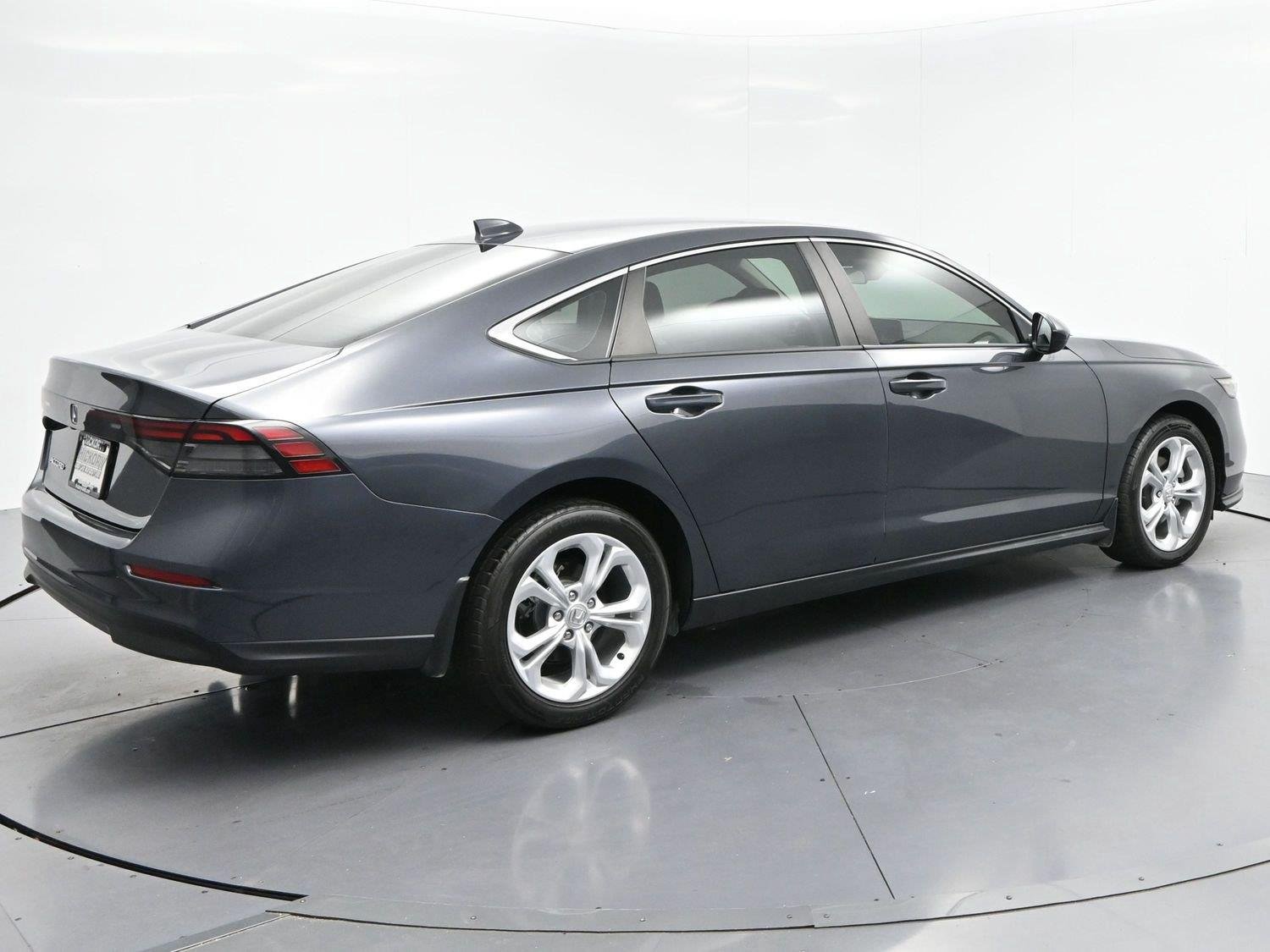 Used 2024 Meteorite Gray Metallic Honda LX image 7