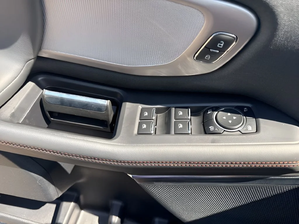 Used 2025 Black Ford Active image 13