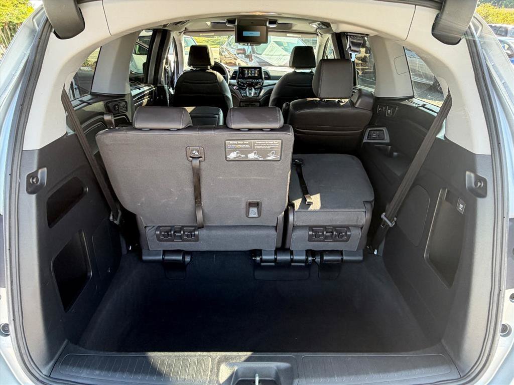 Used 2024 Lunar Silver Metallic Honda TOURING image 68
