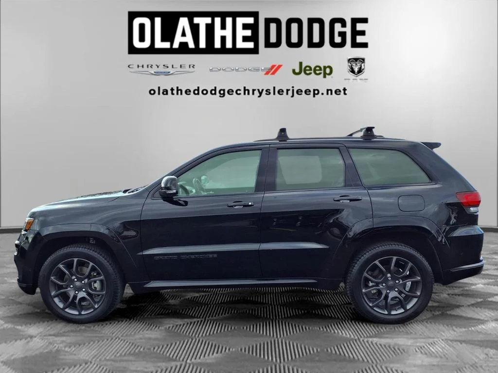 Certified Used 2021 Black Jeep Overland image 22