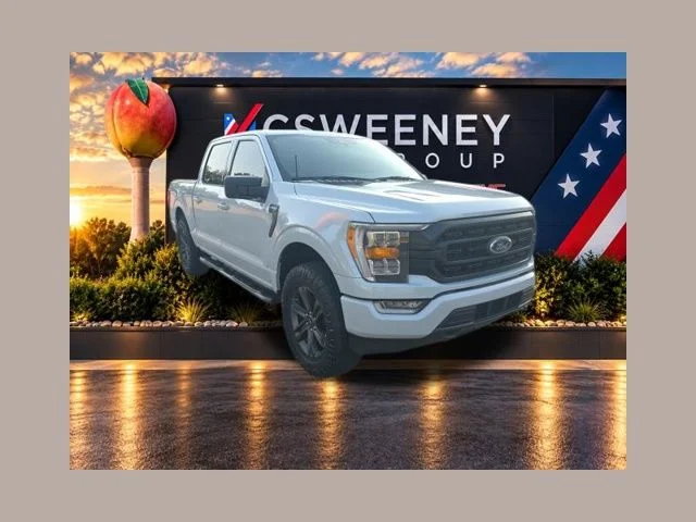 Used 2022 White Ford XLT image 1