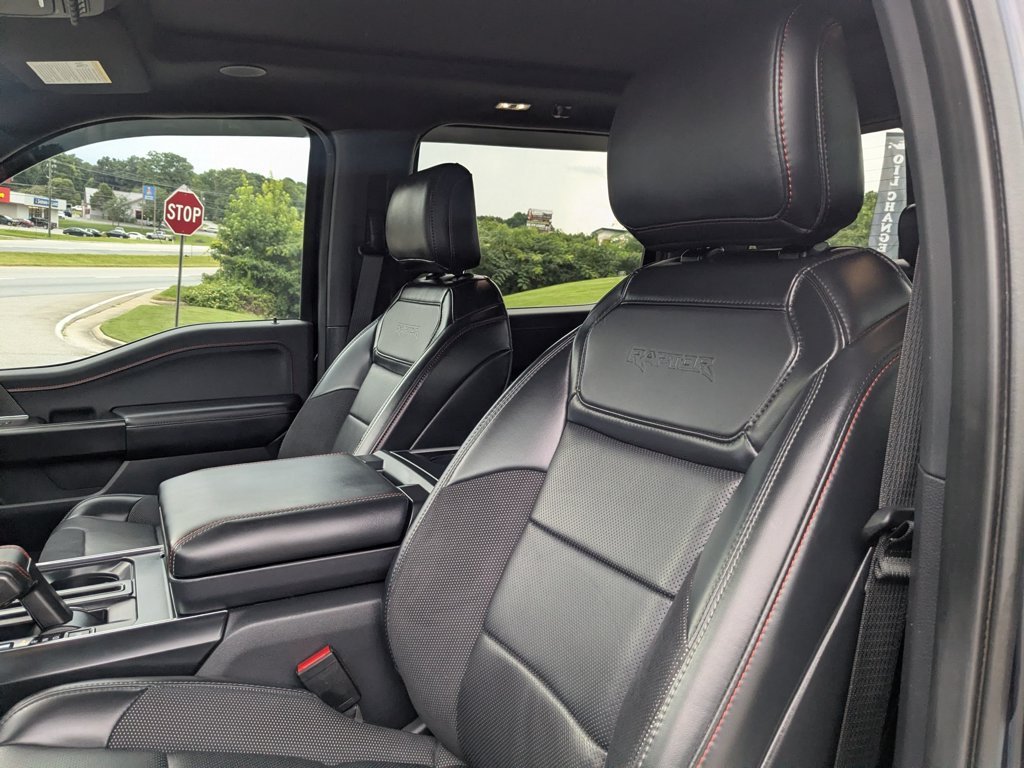 Used 2024  Ford Raptor image 15