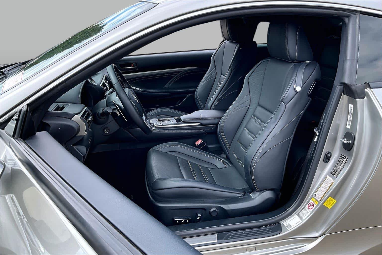 Used 2017 Atomic Silver Lexus  image 8