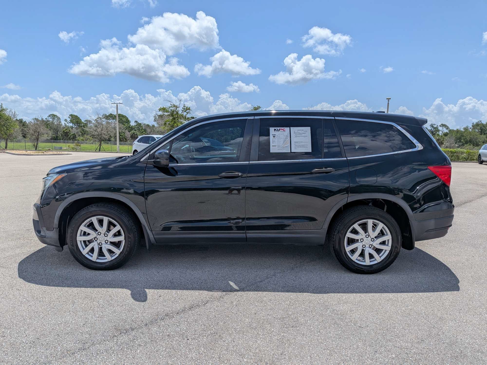 Used 2019 Crystal Black Pearl Honda LX image 8