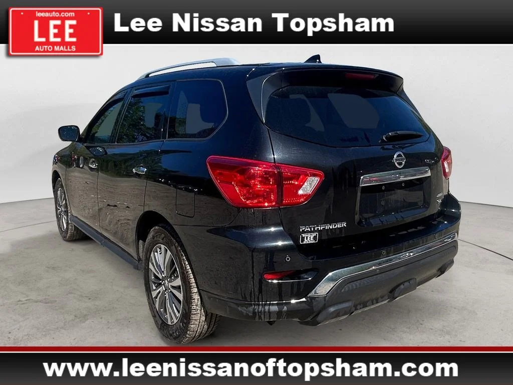 Used 2020 Magnetic Black Pearl Nissan SL image 2