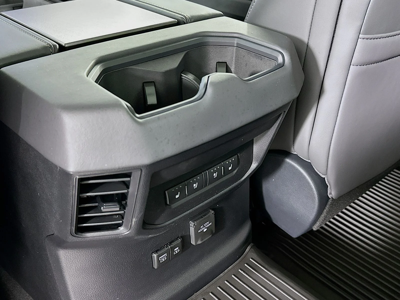 2026 Toyota Tundra Capstone - Photo 26
