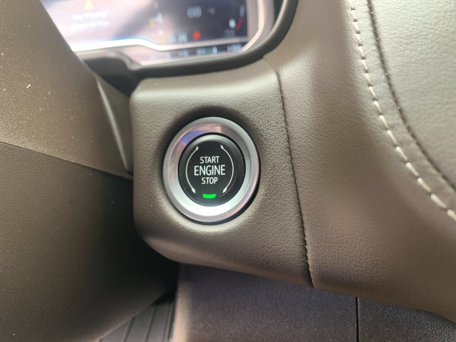 Used 2023 Summit White Chevrolet Z71 image 24