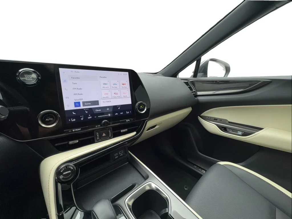 Used 2024 Silver Lexus 350 Base image 43