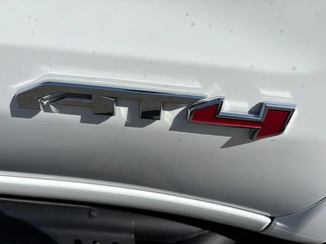 Used 2020 SUMMIT WHITE GMC AT4 image 23