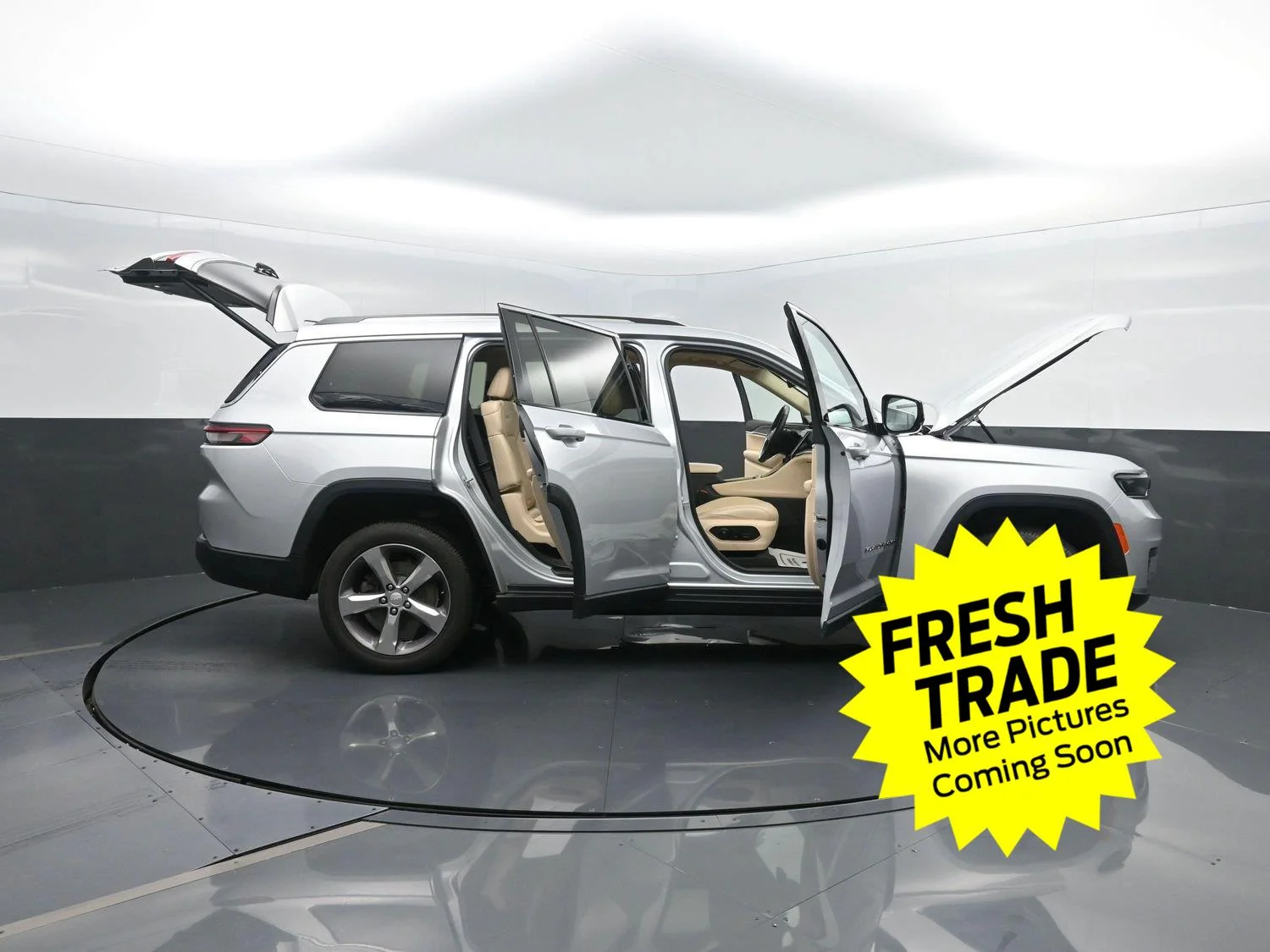 Used 2022 Silver Zynith Jeep Limited image 53