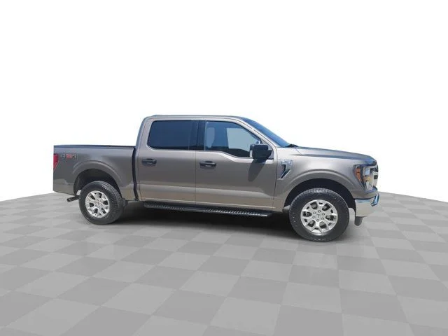 Certified Used 2023 Gray Ford XLT image 9