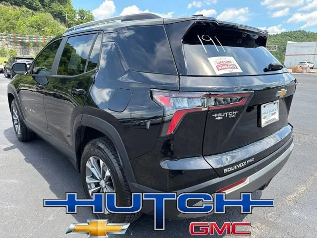 Used 2025 Mosaic Black Metallic Chevrolet LT image 4