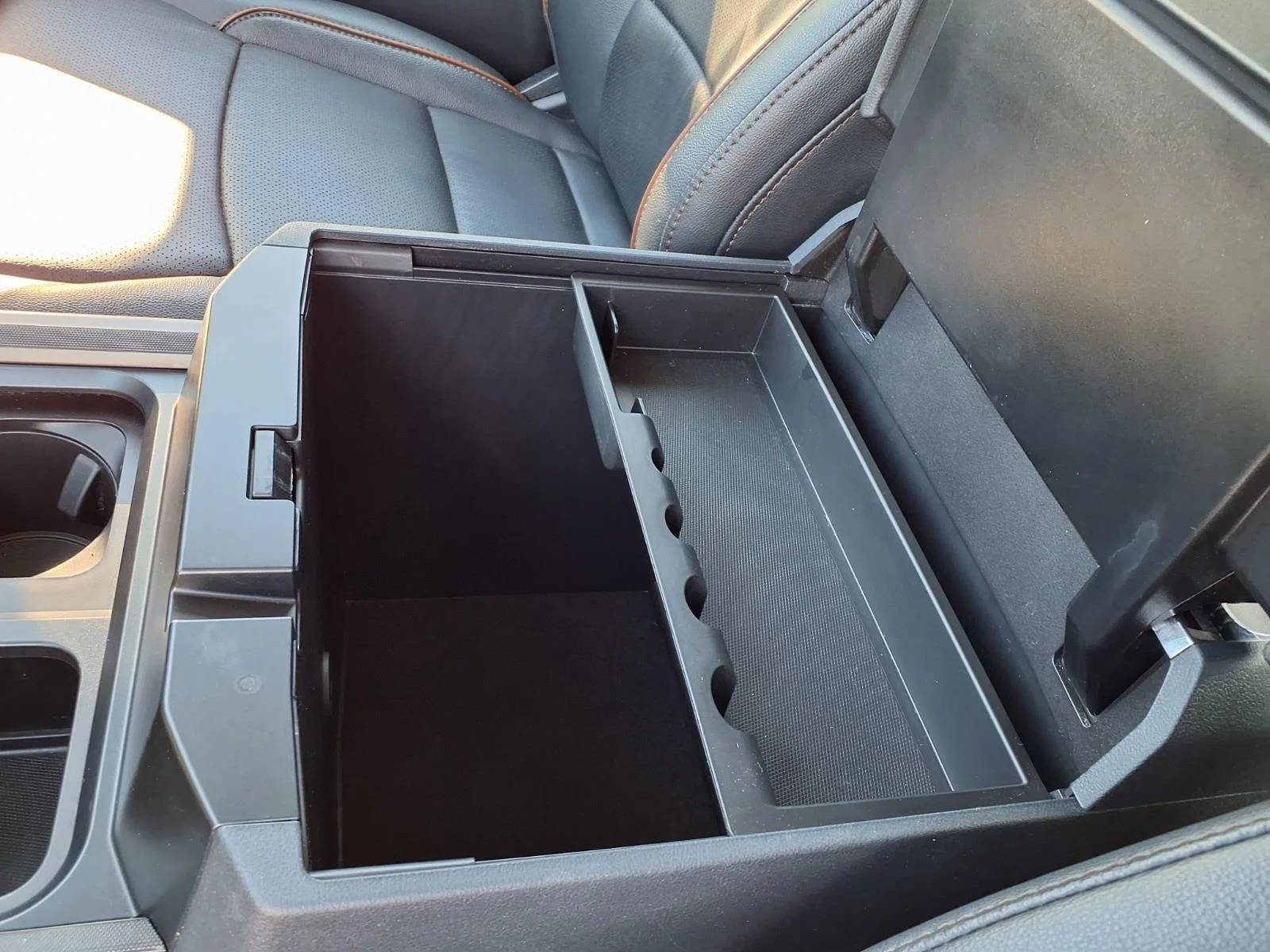 Used 2026 WHITE Ford LARIAT image 23