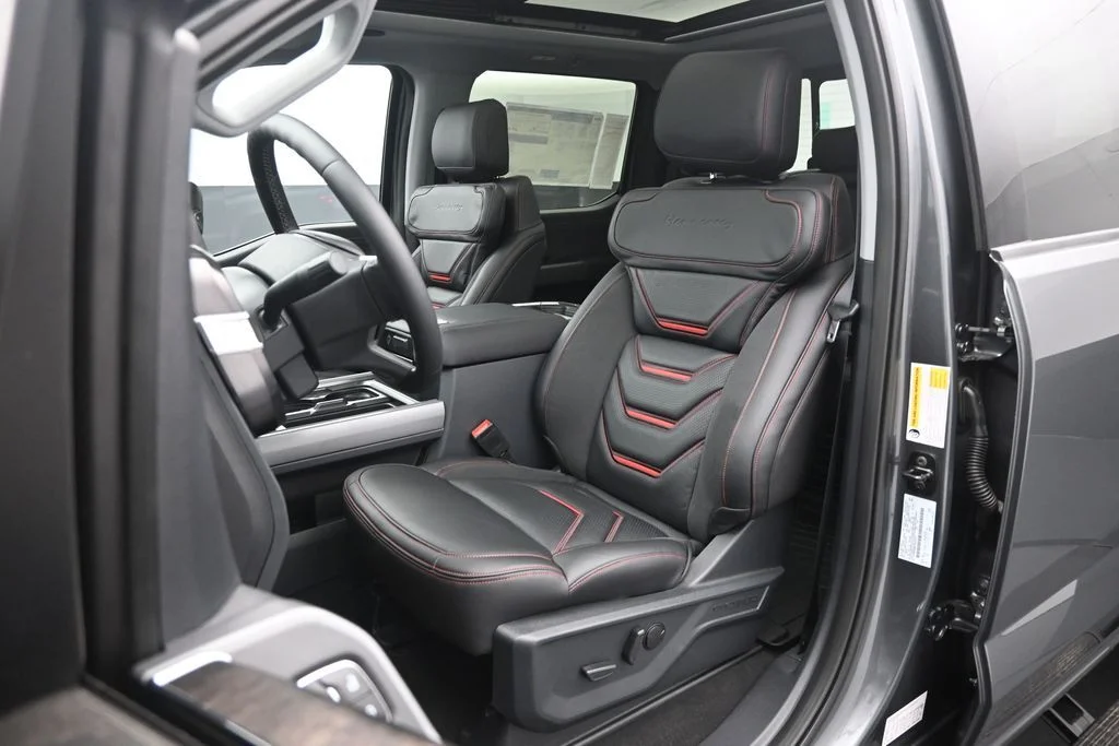 New 2026 Carbonized Gray Metallic Ford Lariat image 8