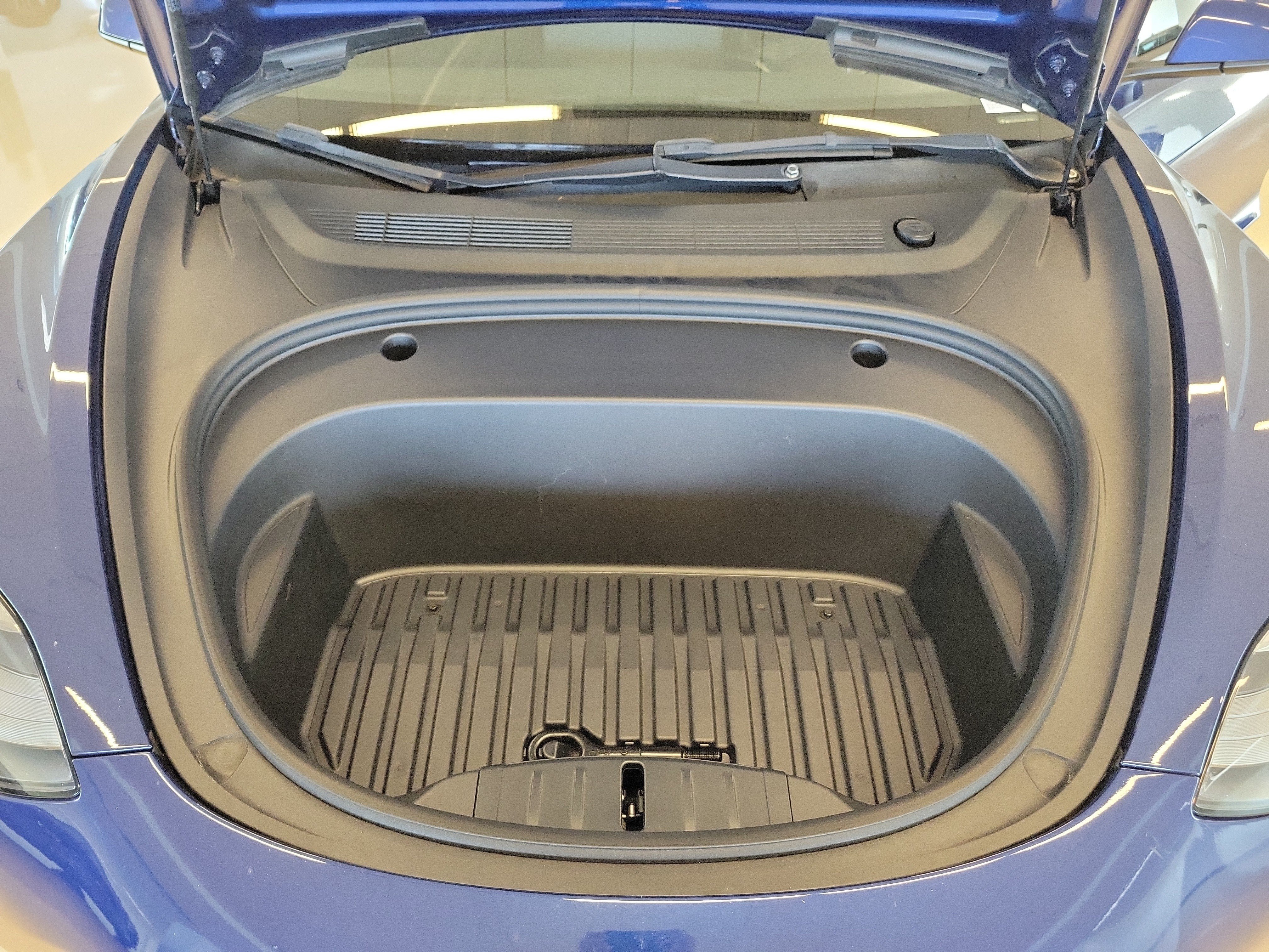 Used 2022 Deep Blue Metallic Tesla Performance image 12