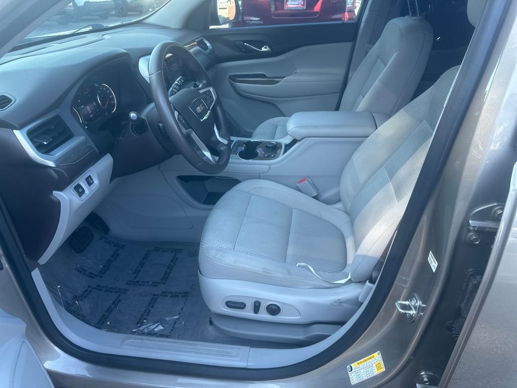 Used 2023 Gray GMC SLE image 12