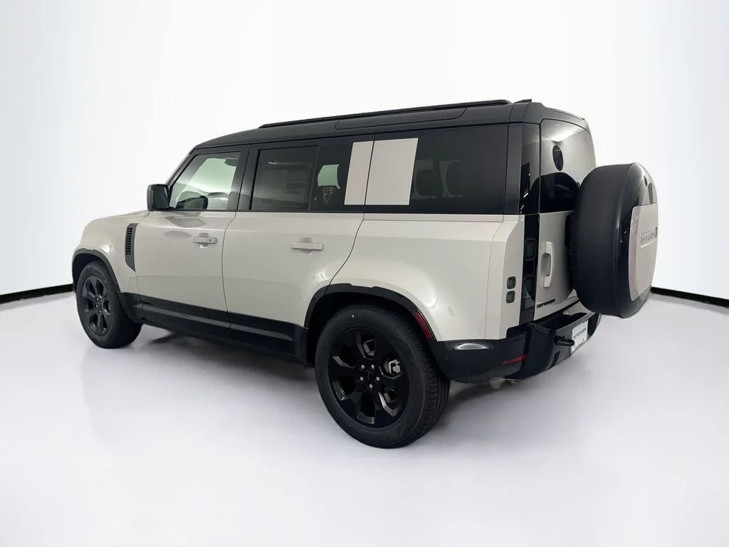 New 2026 Borasco Grey Land Rover X-Dynamic SE image 7
