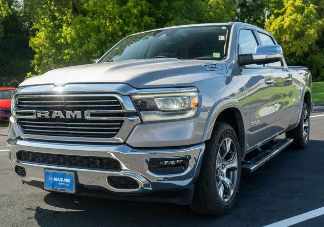 Used 2021 Silver Ram Laramie image 2